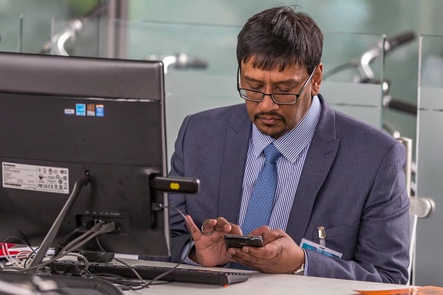 マルチ商品ではないイーラーニング研究所の音感育脳システム